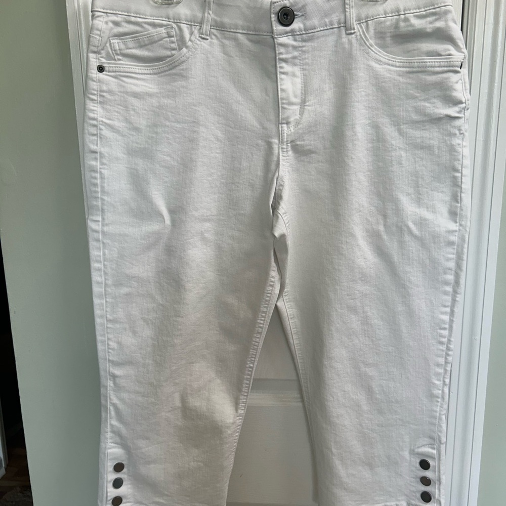 Dana Buchman White Cropped Ankle Pants